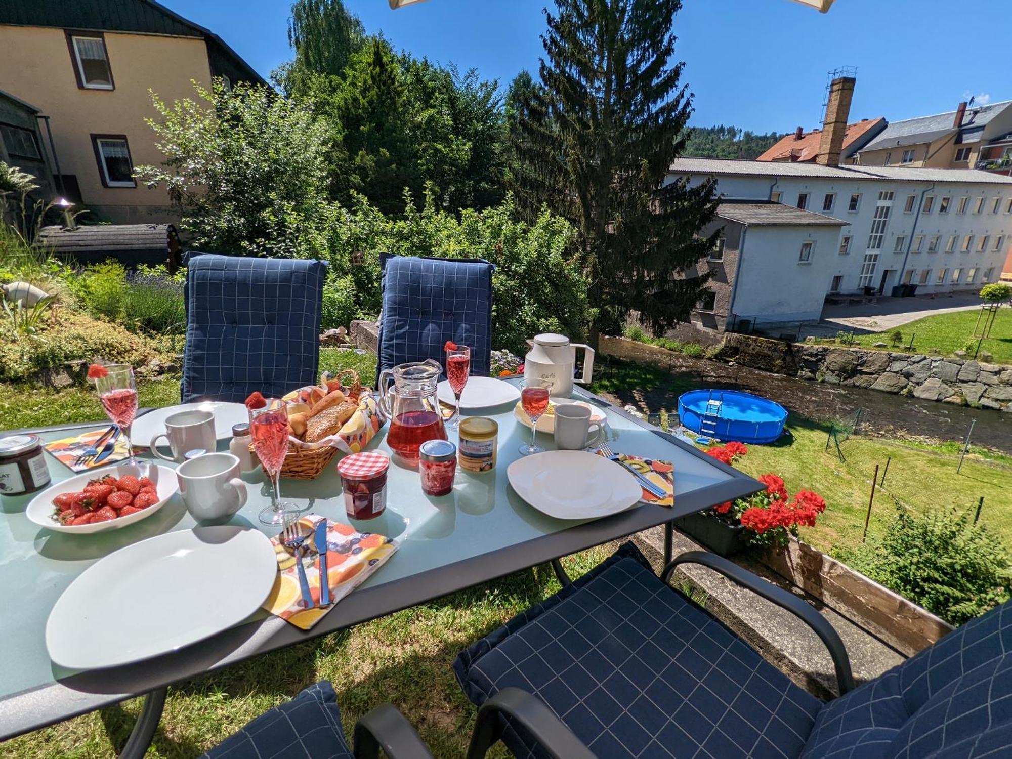 Ut - Urlaubsmagie - Urlaubstraum Mit Whirlpool, Pool & Sauna Sebnitz Exterior photo
